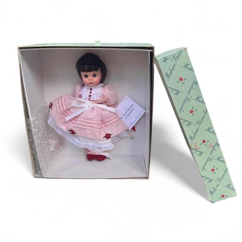 Vintage madame alexander YM